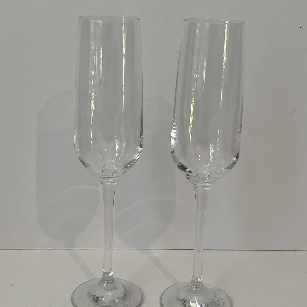 Set 2 CRATE & BARREL Nattie Champagne Glasses Flutes 7 oz. SLOVAKIA ~ New w/tag